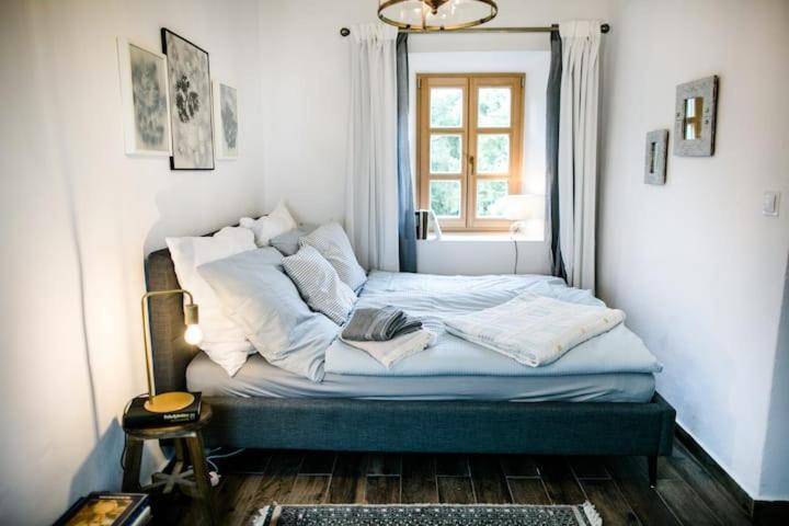 Apartment Aussee- Beletage Salzherrenhof- Kueche, Wlan, Netflix บาดเอาส์ซี ภายนอก รูปภาพ