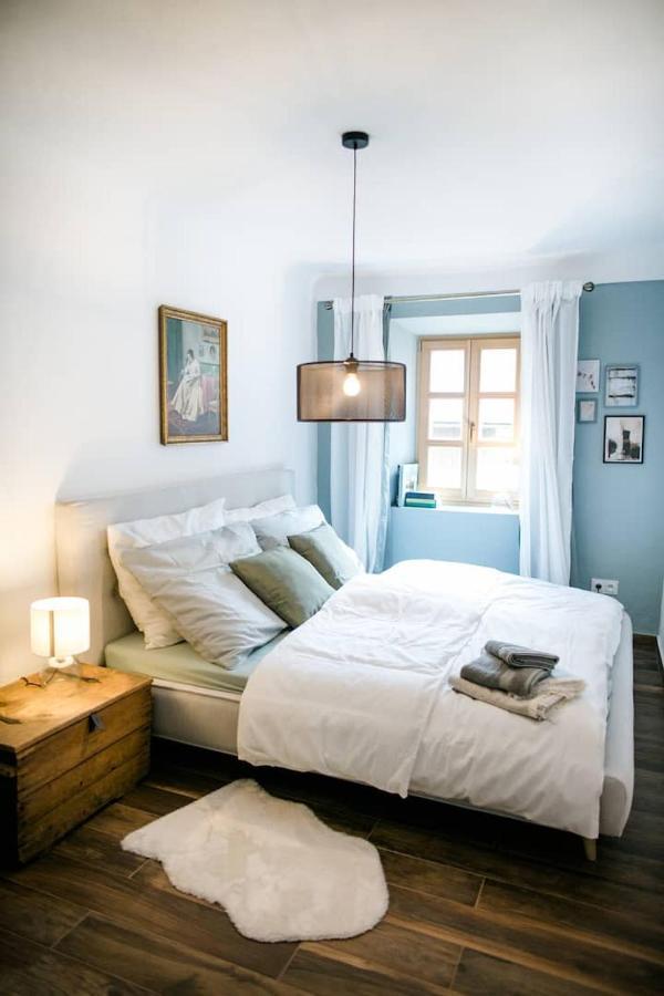 Apartment Aussee- Beletage Salzherrenhof- Kueche, Wlan, Netflix บาดเอาส์ซี ภายนอก รูปภาพ
