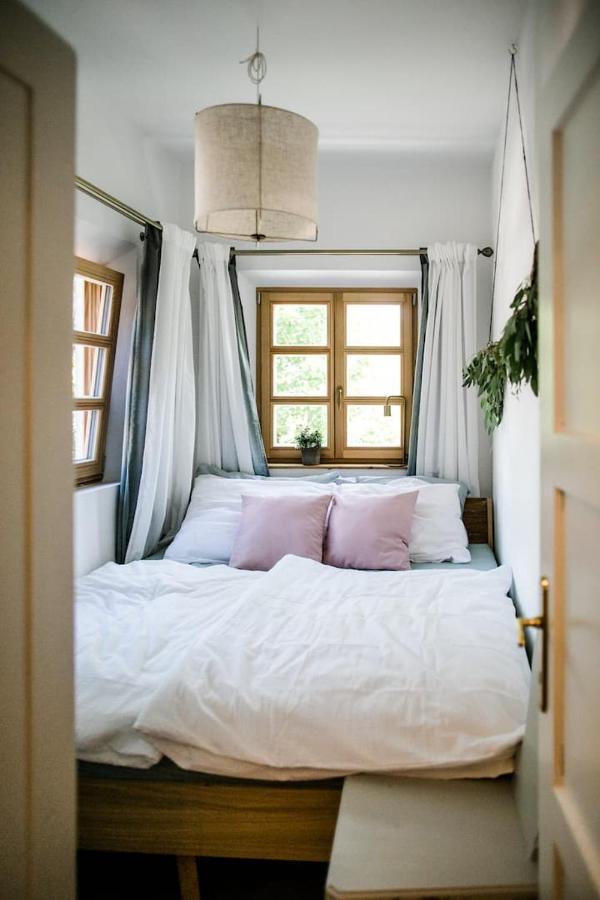 Apartment Aussee- Beletage Salzherrenhof- Kueche, Wlan, Netflix บาดเอาส์ซี ภายนอก รูปภาพ