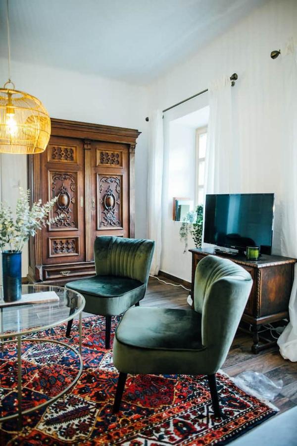 Apartment Aussee- Beletage Salzherrenhof- Kueche, Wlan, Netflix บาดเอาส์ซี ภายนอก รูปภาพ